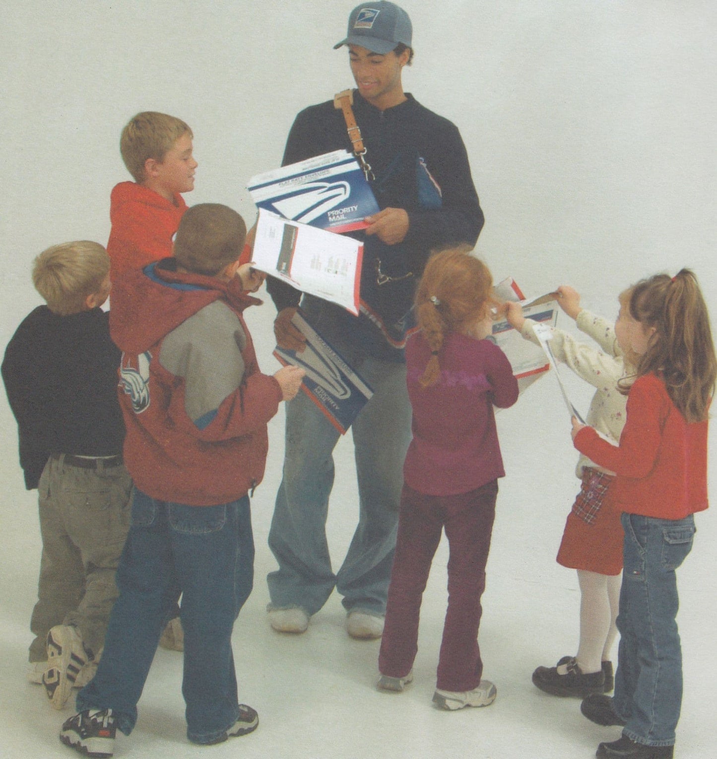 مهن في خدمة المجتمع: ساعي البريد التأليف. جوان إيرلي ماكن