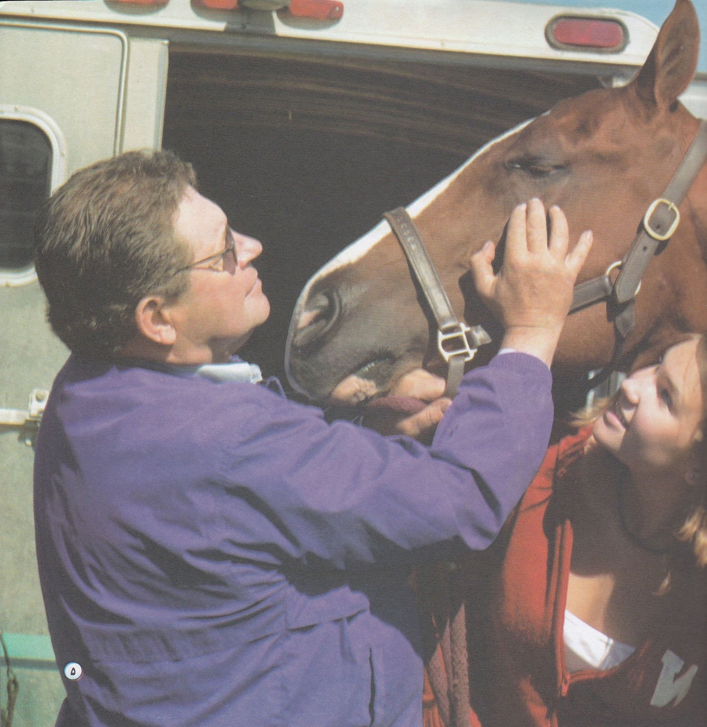 مهن في خدمة المجتمع: طبيب تأليف الطب. جوان إيرلي ماكن